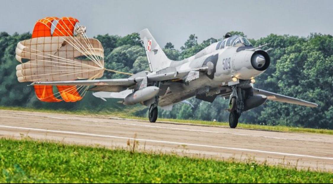 Mig-31、M-25、Mig-23、Su-24、Su-25 parachute