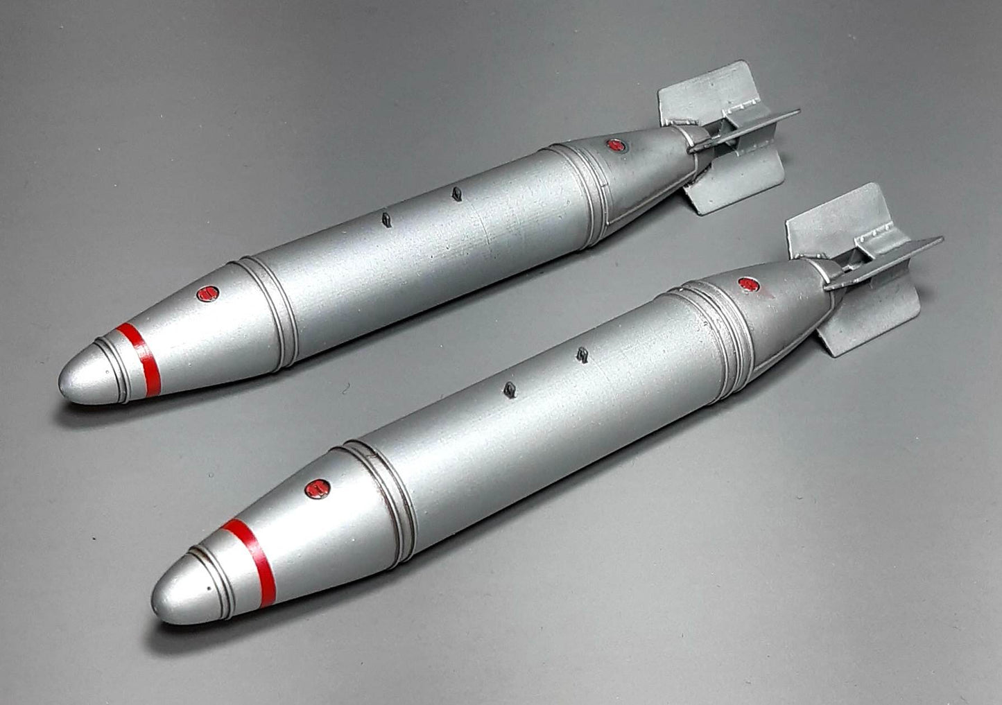 1/32、1/48 BUL-1/BLU-27 fire bomb