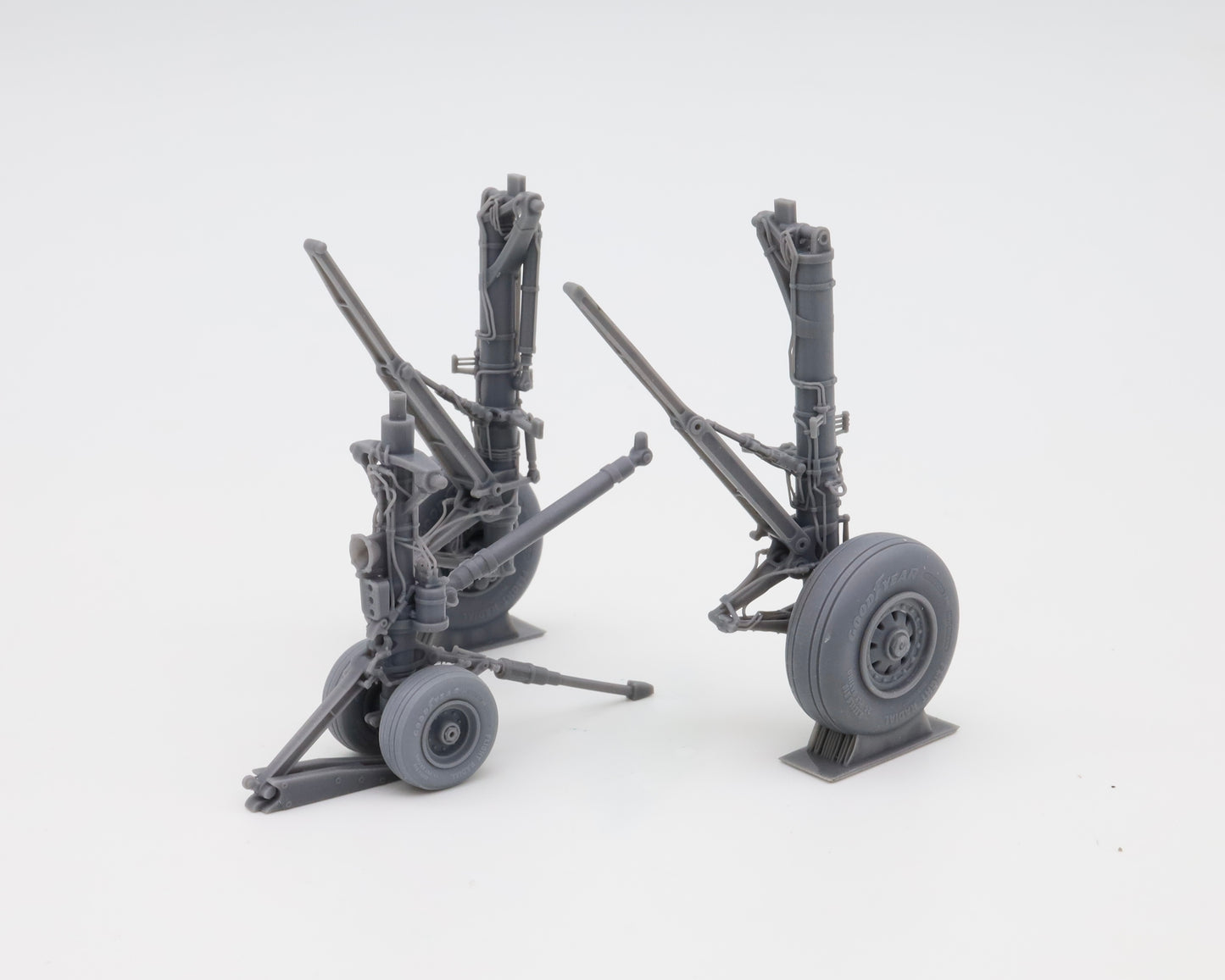 1/32 F-14 series landing gear  Trumpeter