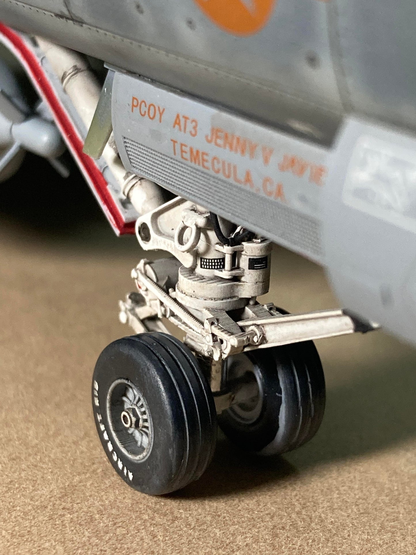 1/48 F/A-18E landing gear MENG